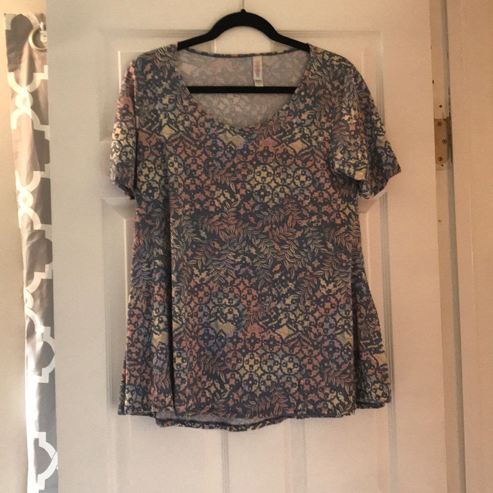 Lularoe Perfect T